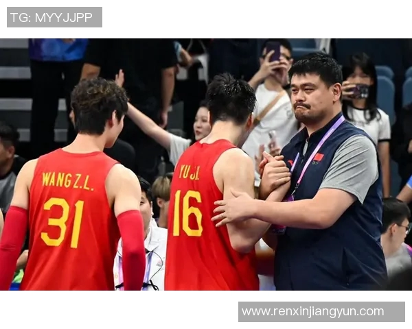 姚明与徐春雨的传奇故事：从篮球场到人生舞台的精彩交汇